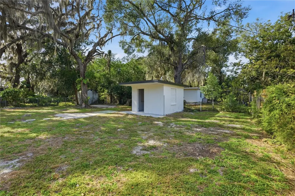 707 Aberdeen Circle Tampa FL 33617