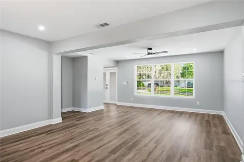 707 Aberdeen Circle Tampa FL 33617