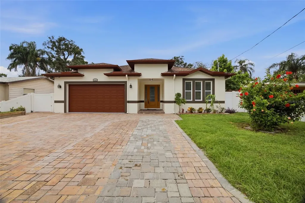1707 E Emma Street Tampa FL 33610