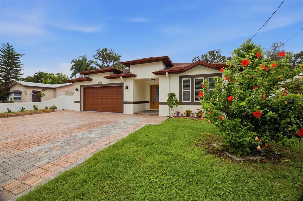 1707 E Emma Street Tampa FL 33610