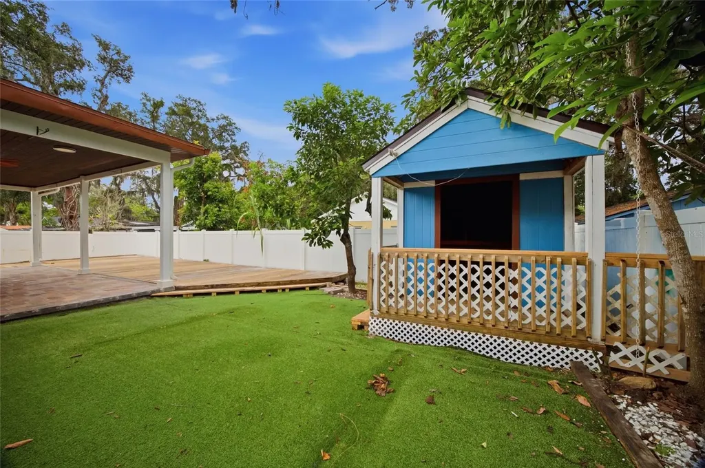 1707 E Emma Street Tampa FL 33610