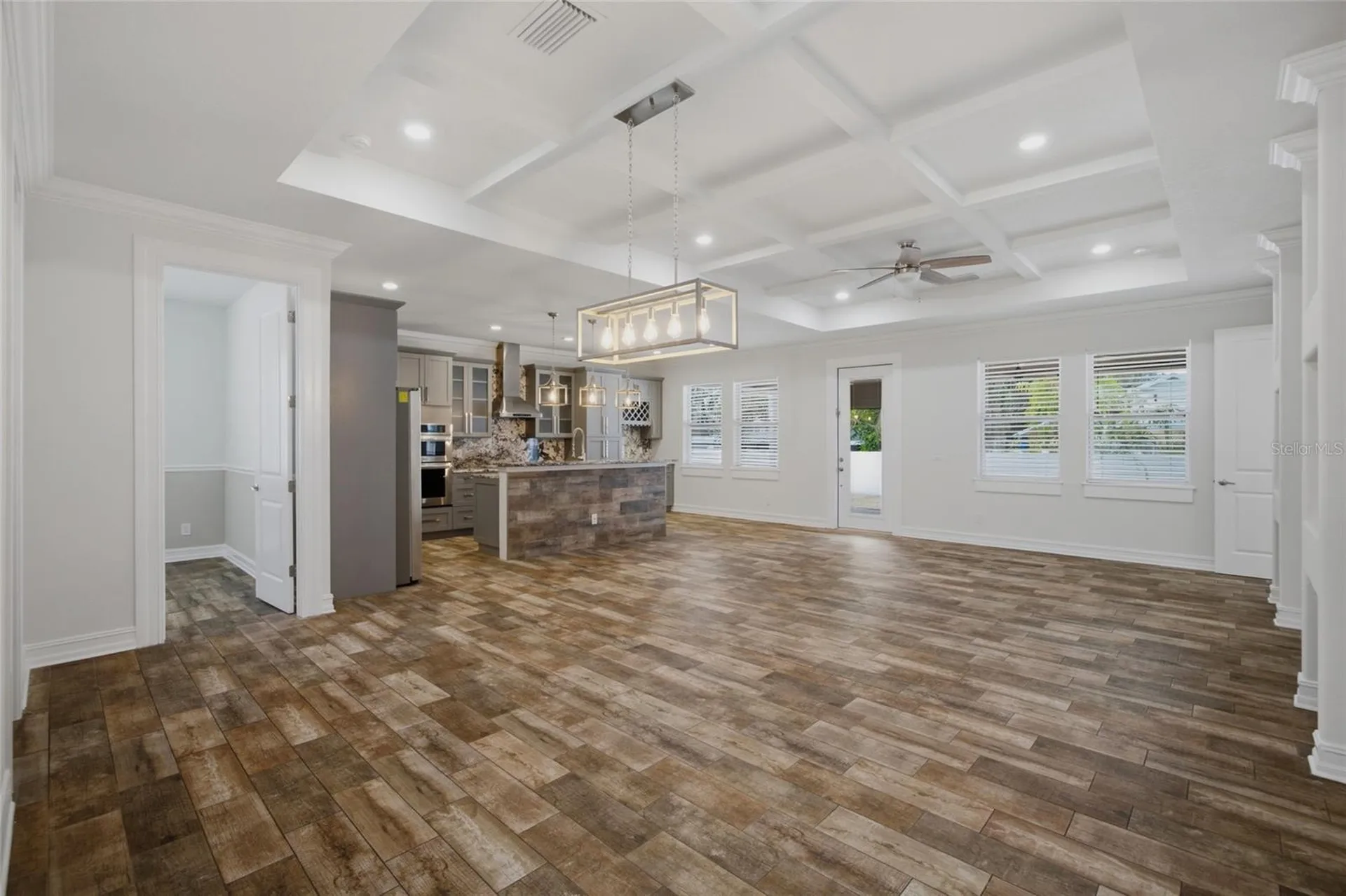 1707 E Emma Street Tampa FL 33610