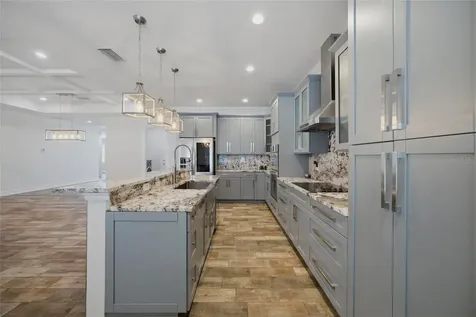 1707 E Emma Street Tampa FL 33610