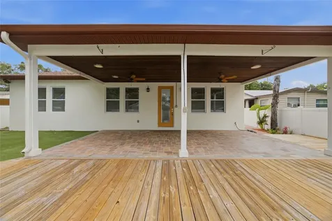 1707 E Emma Street Tampa FL 33610