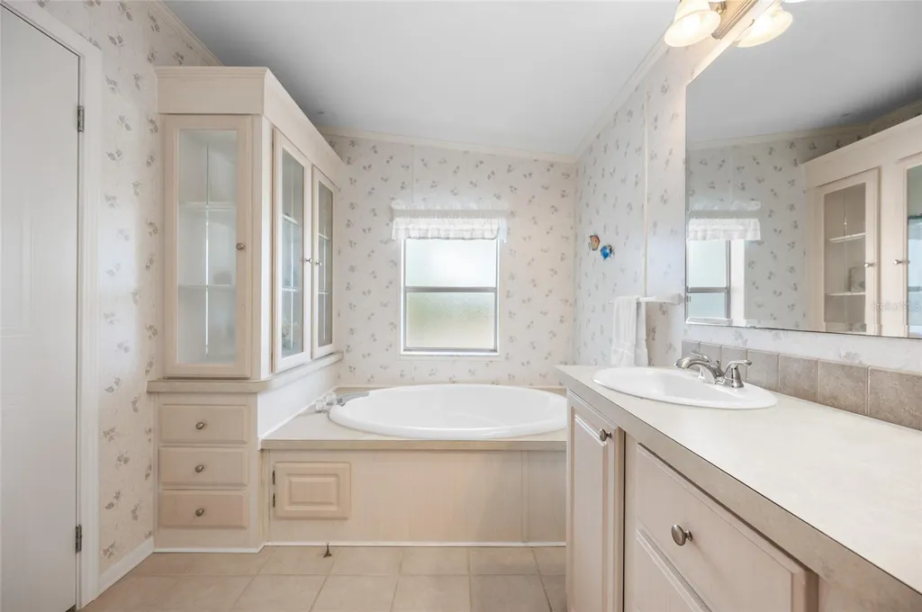 9177 Pinehaven Way Englewood FL 34224