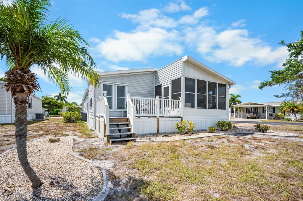 9177 Pinehaven Way Englewood FL 34224