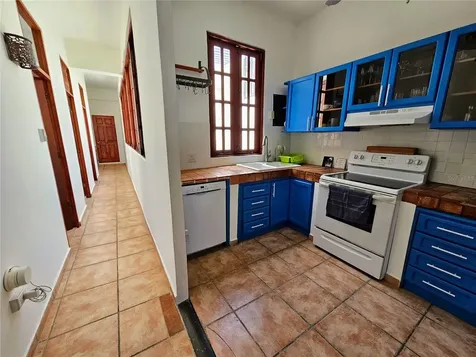 353 Calle De La Luna Old San Juan PR 00901