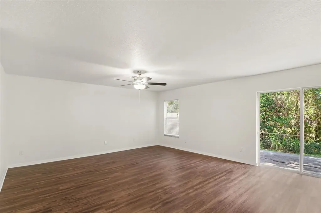 1544 Algonkin Loop Orlando FL 32828