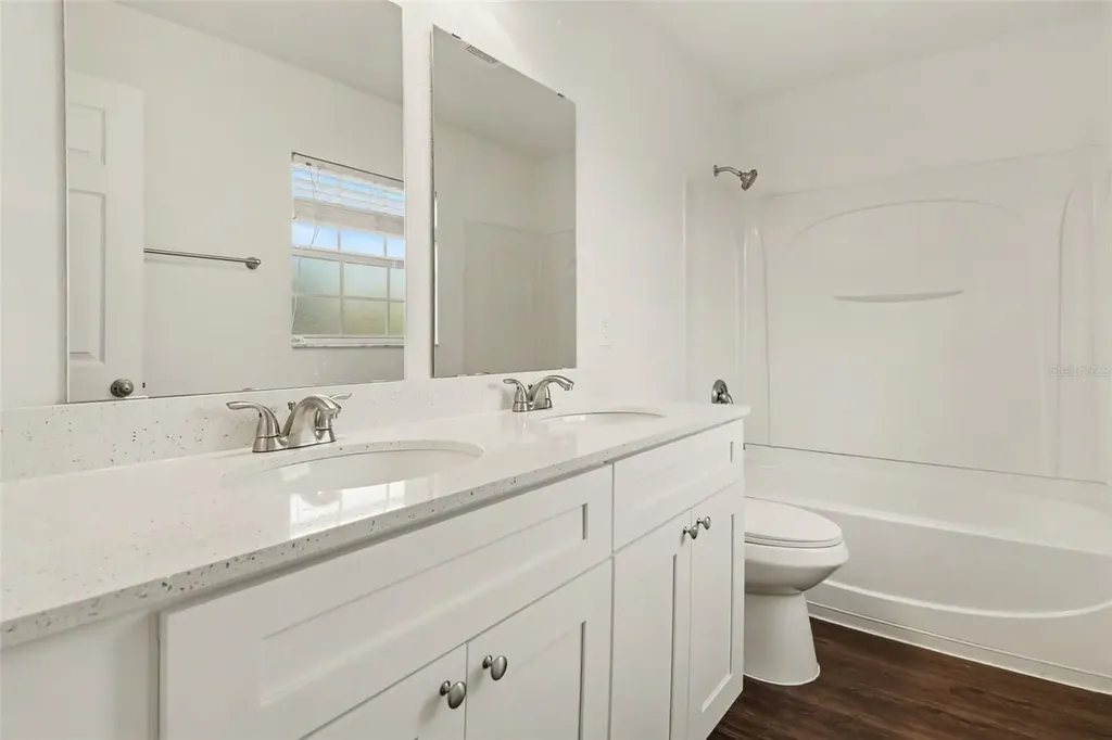 1544 Algonkin Loop Orlando FL 32828