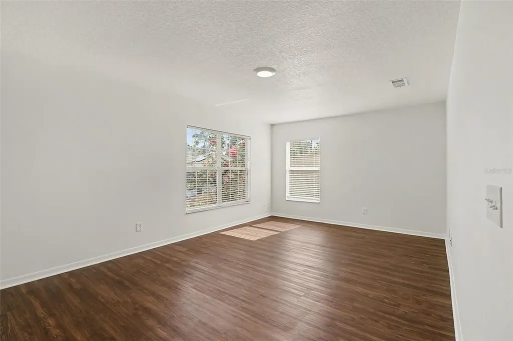1544 Algonkin Loop Orlando FL 32828