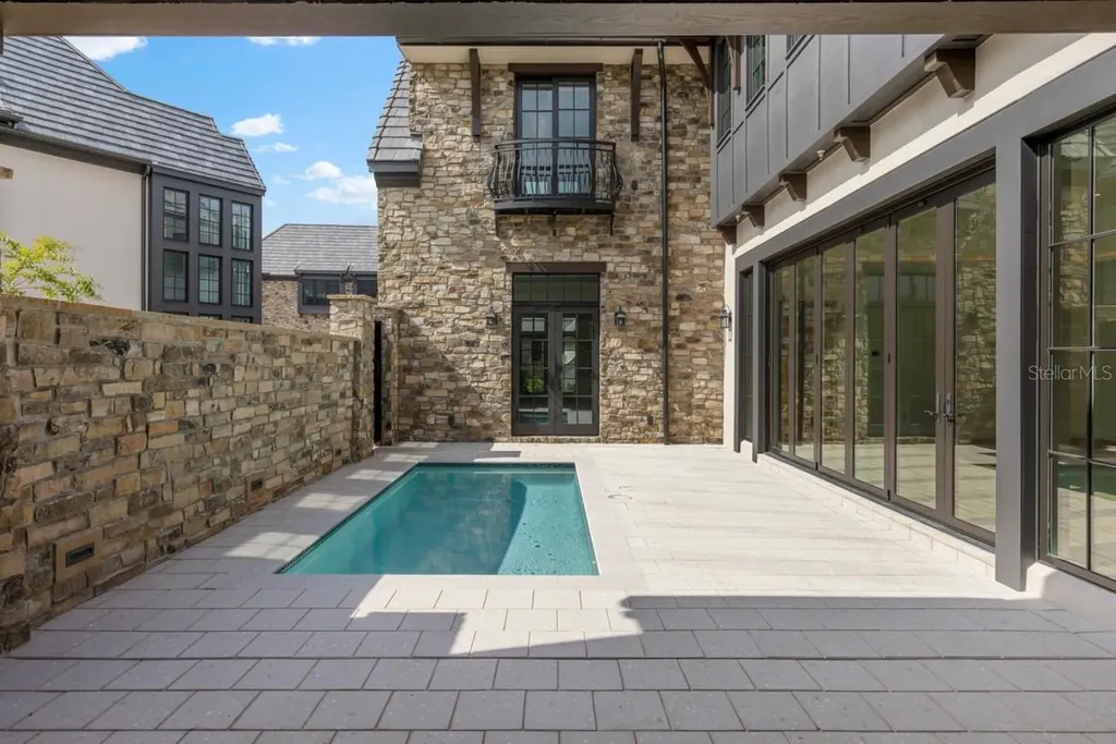10335 Winter Sparkle Circle Golden Oak FL 32836