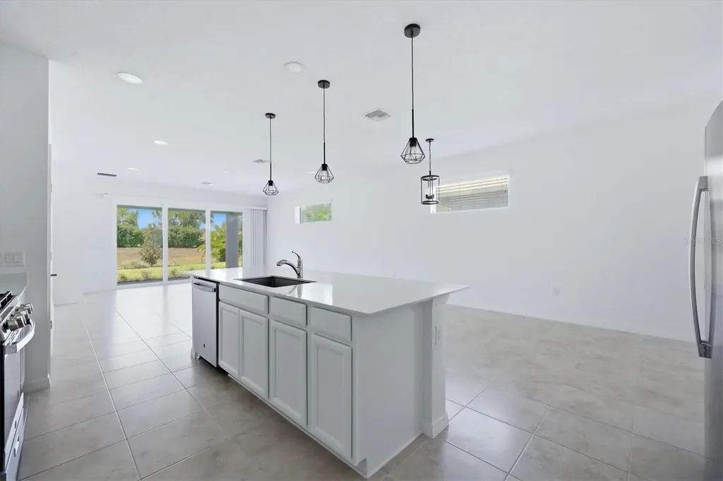 8113 Sternway Road Sarasota FL 34240
