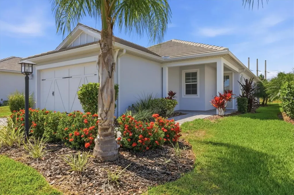 8113 Sternway Road Sarasota FL 34240