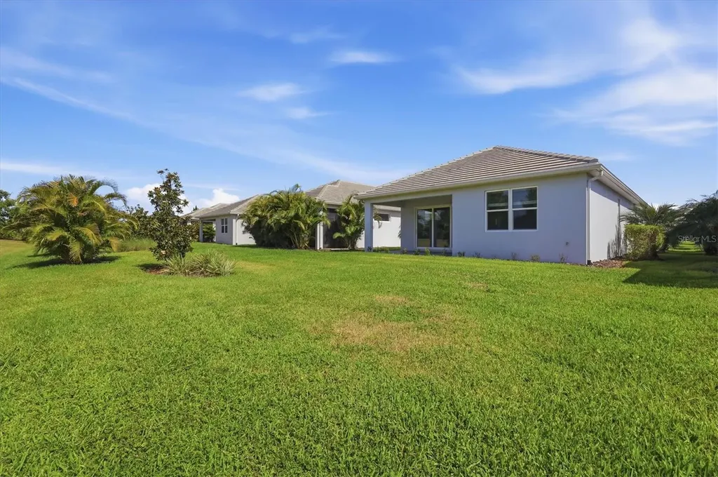 8113 Sternway Road Sarasota FL 34240