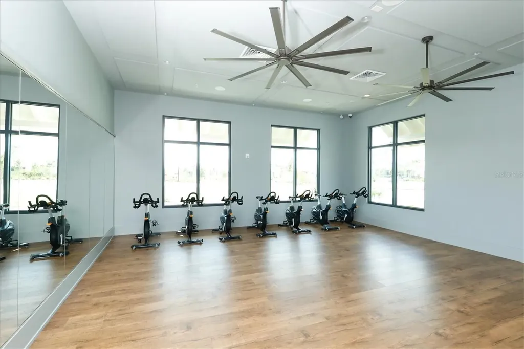 8113 Sternway Road Sarasota FL 34240