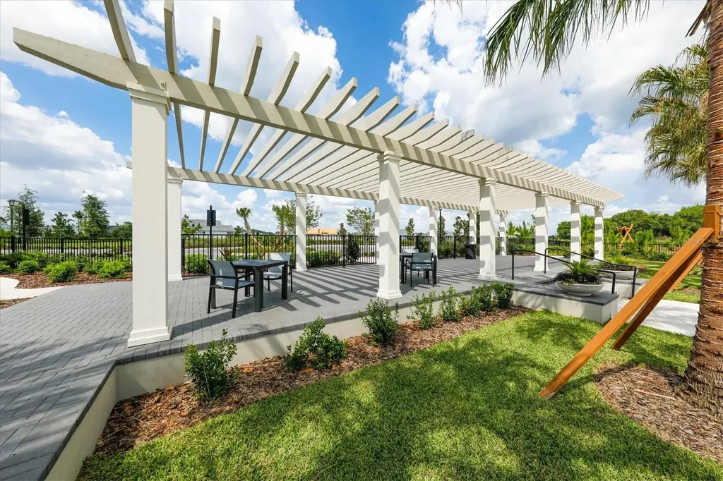 8113 Sternway Road Sarasota FL 34240