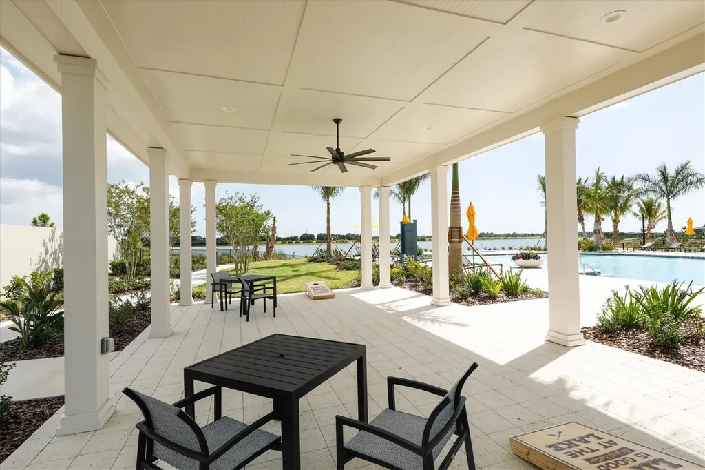 8113 Sternway Road Sarasota FL 34240