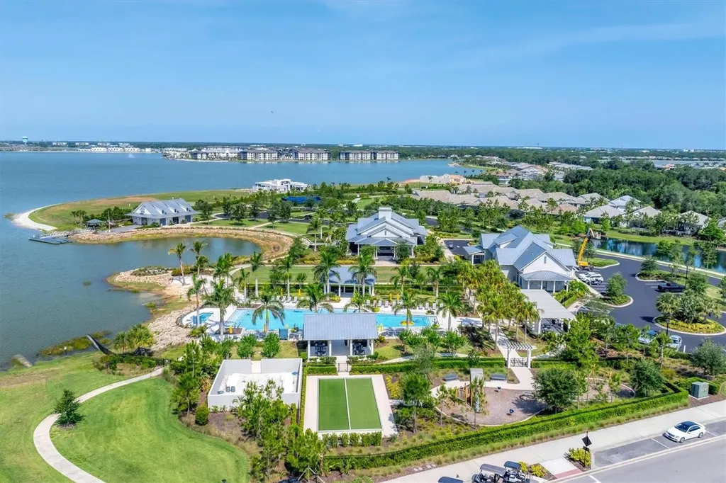 8113 Sternway Road Sarasota FL 34240
