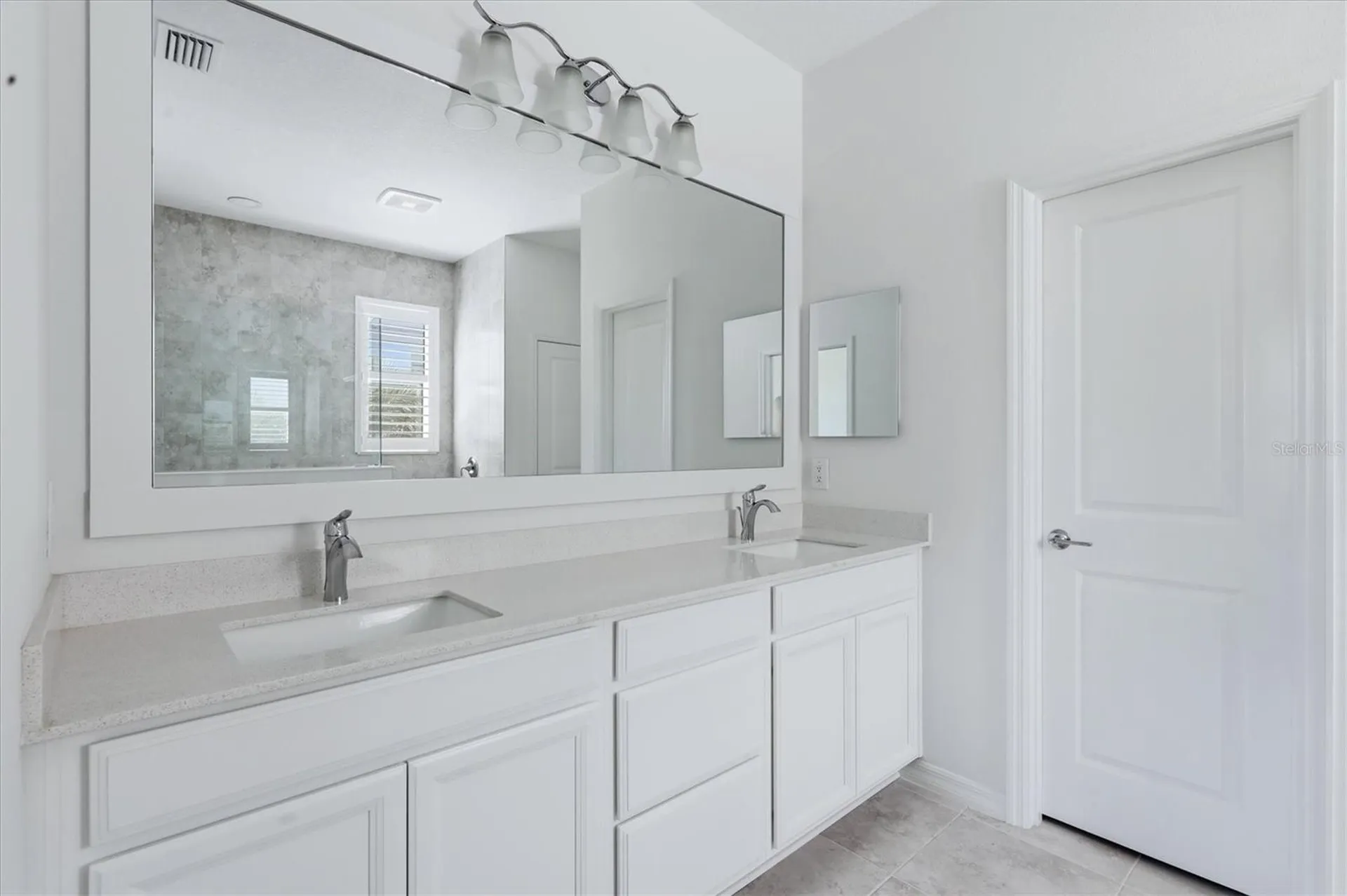8113 Sternway Road Sarasota FL 34240