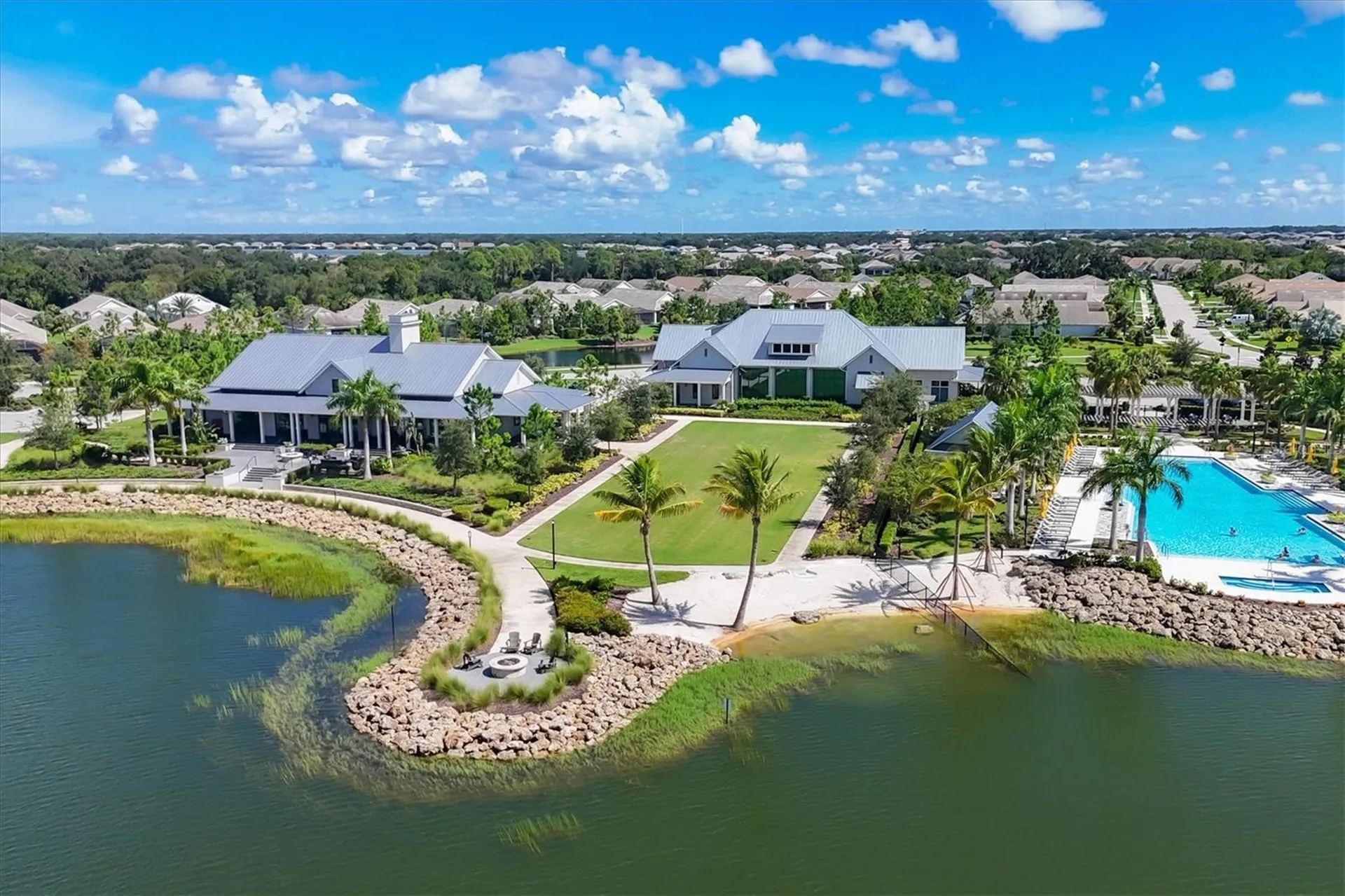 8113 Sternway Road Sarasota FL 34240