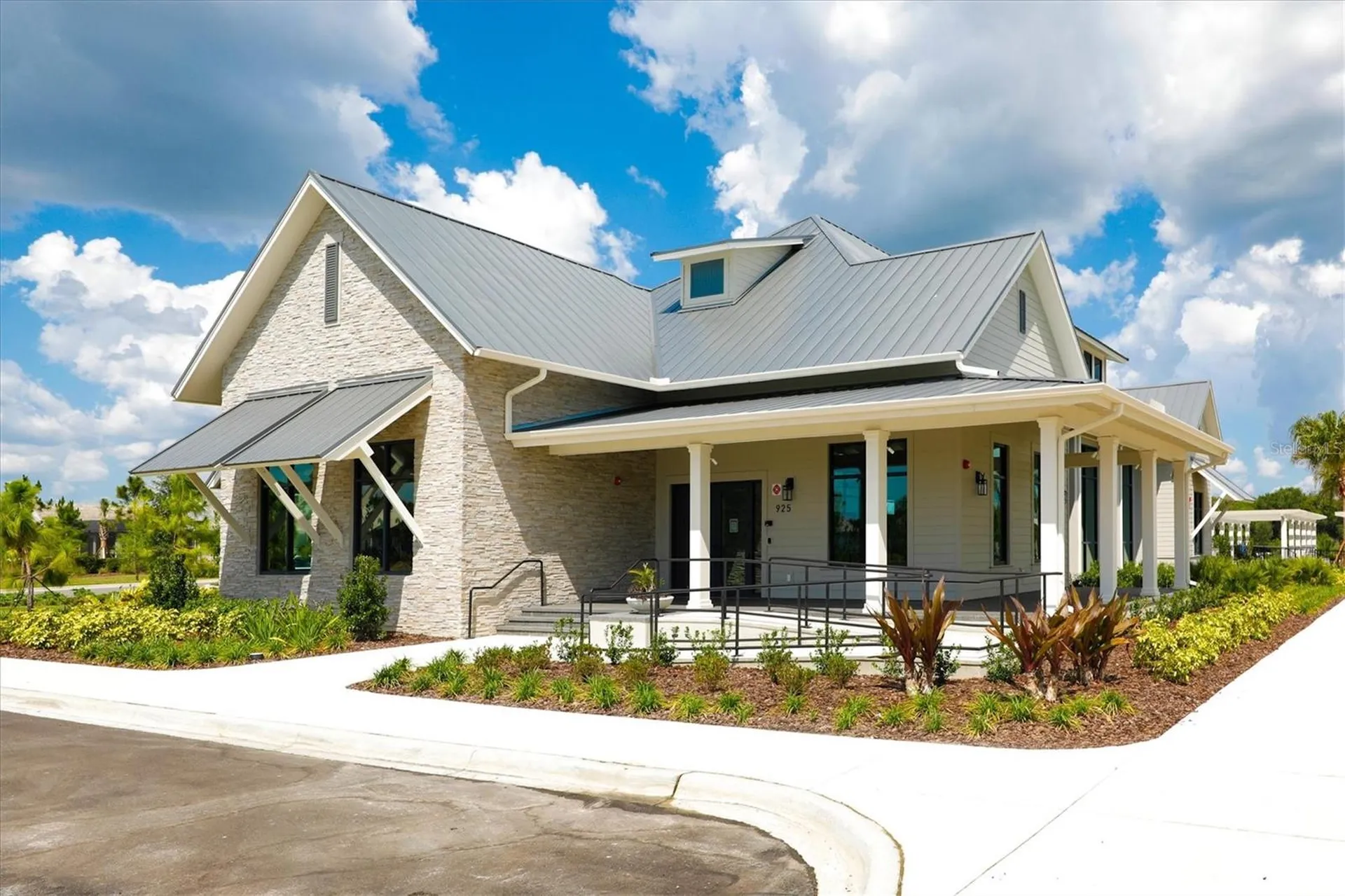 8113 Sternway Road Sarasota FL 34240