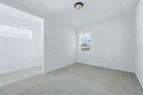 8113 Sternway Road Sarasota FL 34240