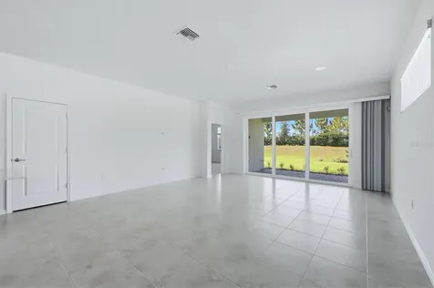 8113 Sternway Road Sarasota FL 34240