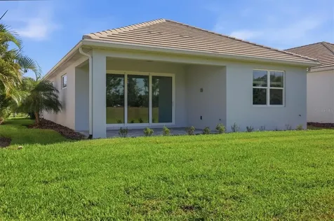 8113 Sternway Road Sarasota FL 34240