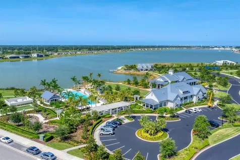8113 Sternway Road Sarasota FL 34240