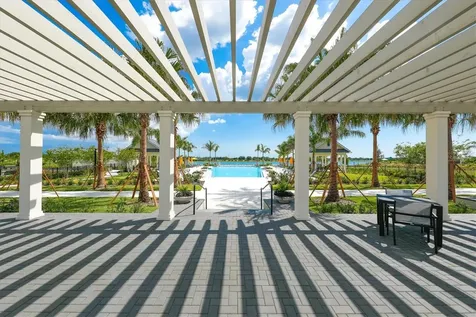 8113 Sternway Road Sarasota FL 34240