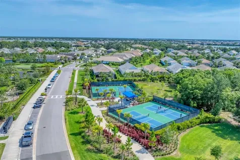 8113 Sternway Road Sarasota FL 34240