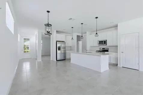 8113 Sternway Road Sarasota FL 34240