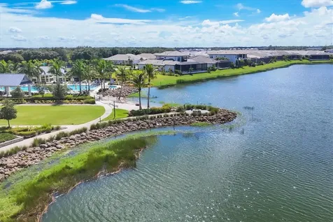 8113 Sternway Road Sarasota FL 34240