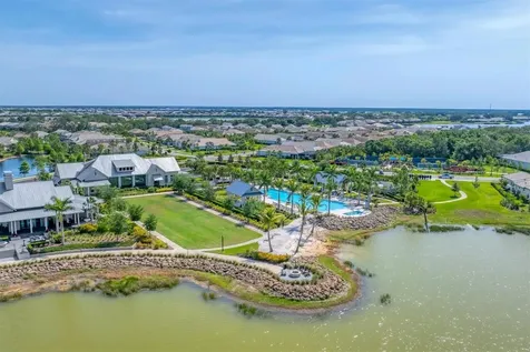8113 Sternway Road Sarasota FL 34240