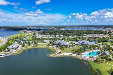 8113 Sternway Road Sarasota FL 34240
