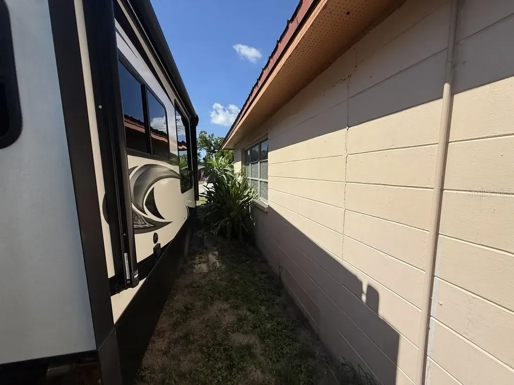 1814 Heather Avenue Tampa FL 33612