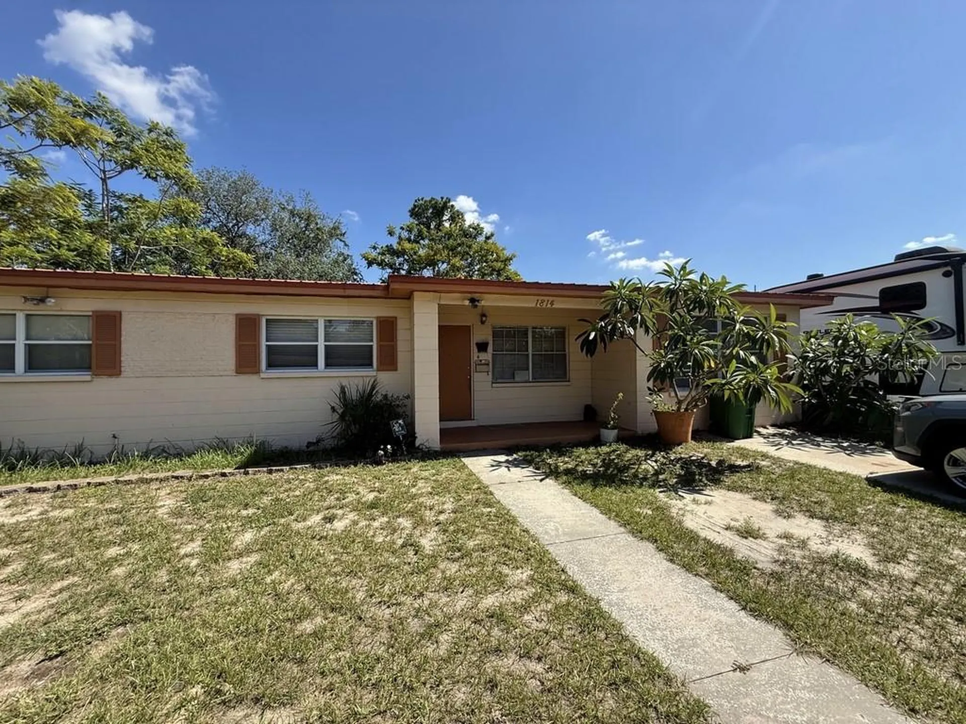 1814 Heather Avenue Tampa FL 33612