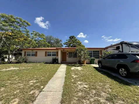 1814 Heather Avenue Tampa FL 33612
