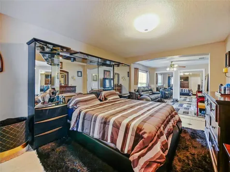 4856 Robbins Avenue Orlando FL 32808