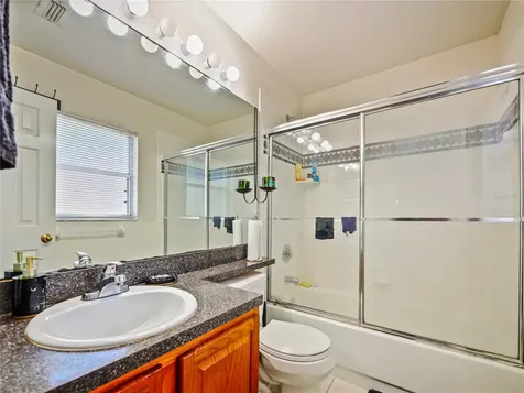 4856 Robbins Avenue Orlando FL 32808