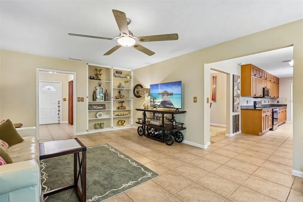 14309 Brentwood Drive Tampa FL 33618
