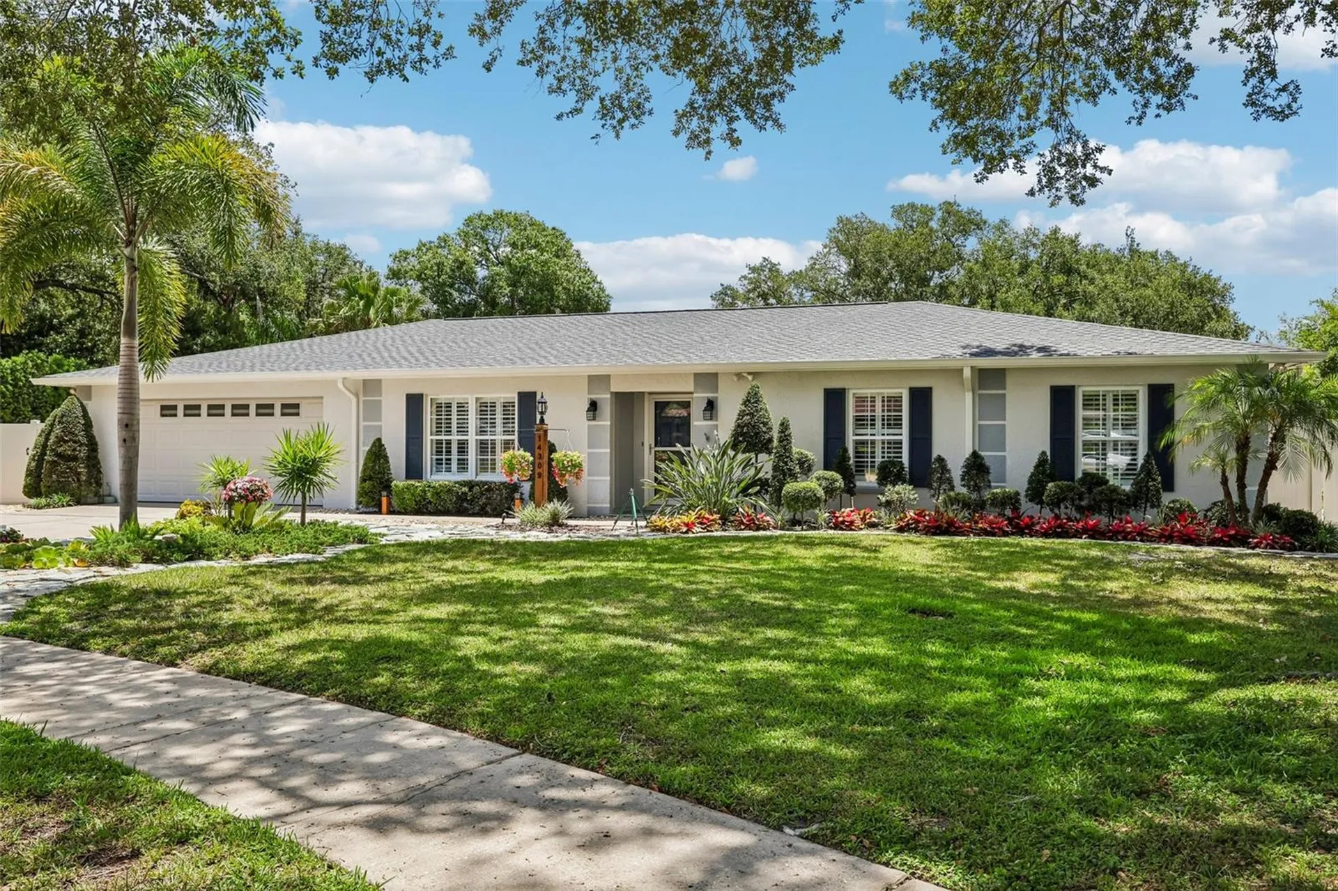 14309 Brentwood Drive Tampa FL 33618