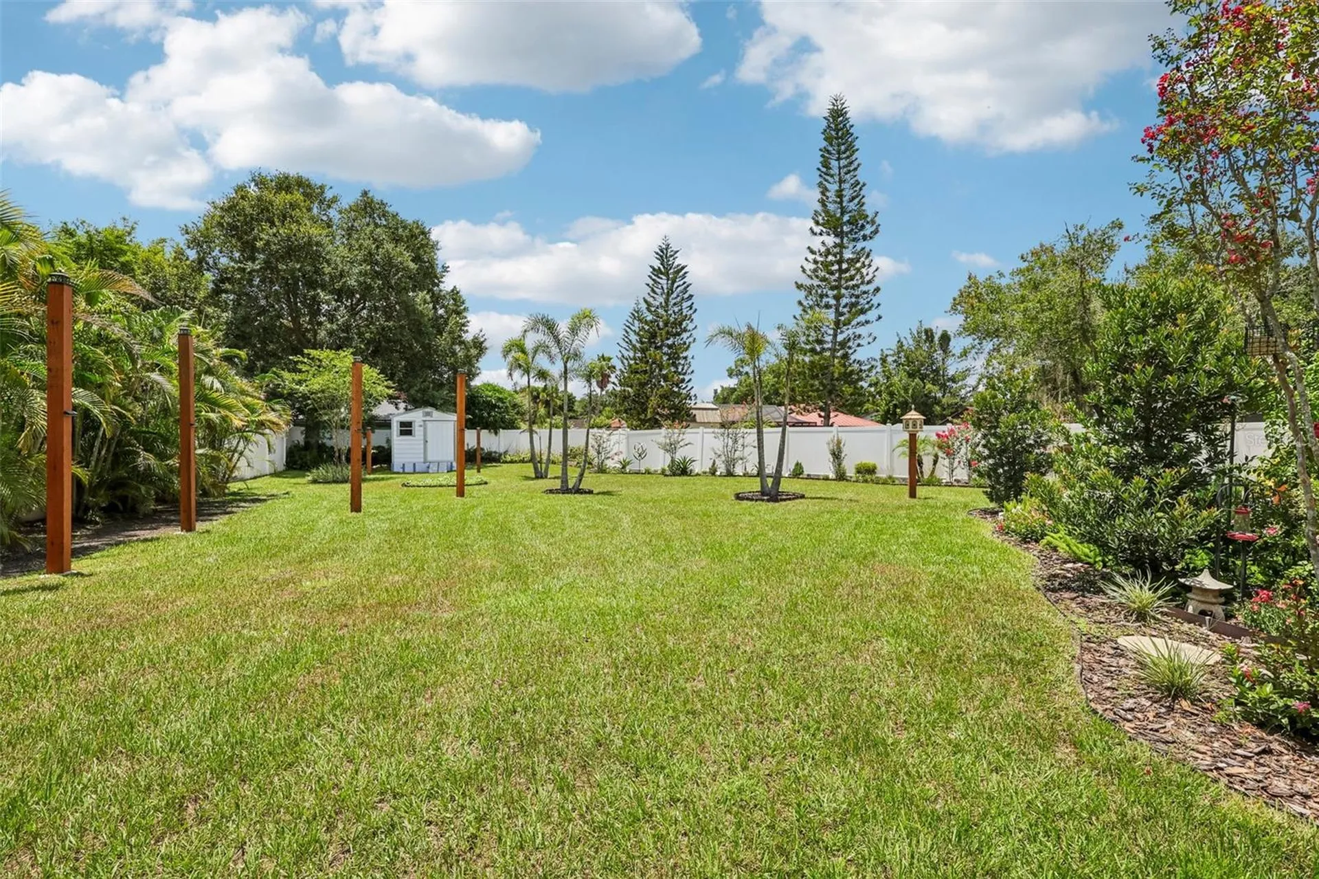 14309 Brentwood Drive Tampa FL 33618