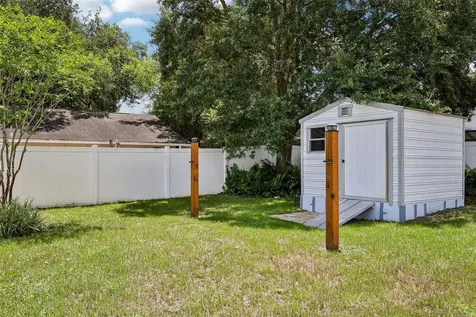 14309 Brentwood Drive Tampa FL 33618