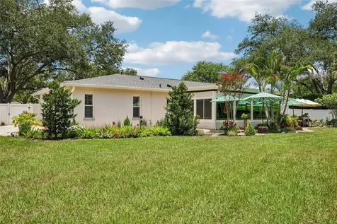 14309 Brentwood Drive Tampa FL 33618