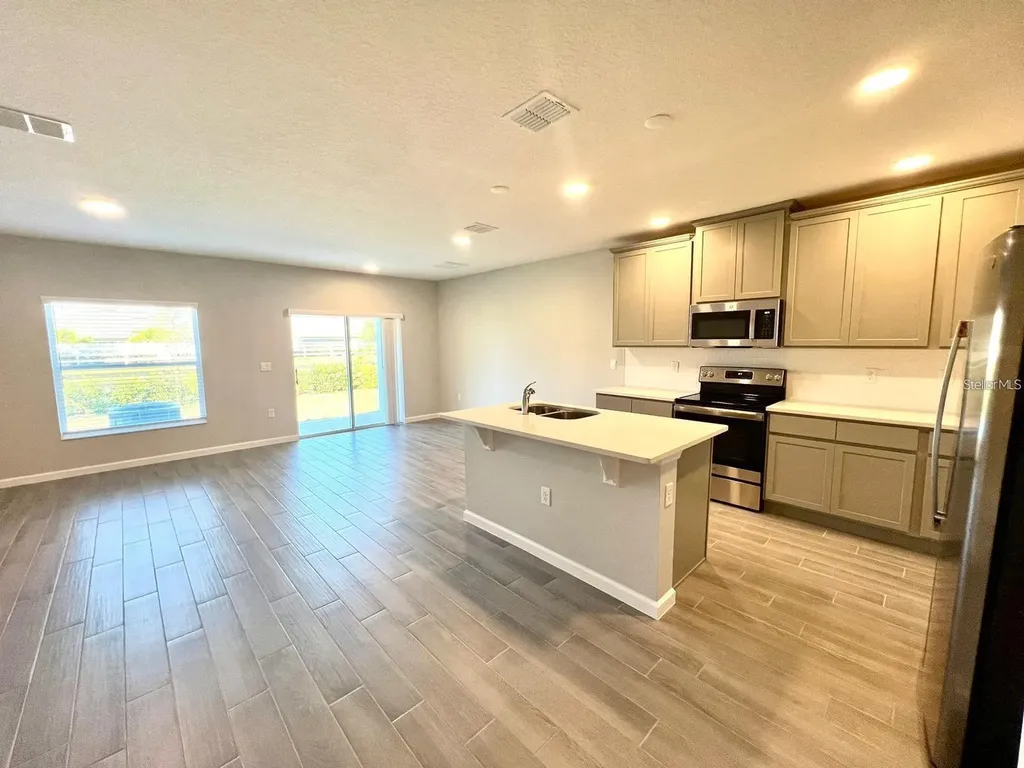 2774 Narcoossee Commons Way St Cloud FL 34771