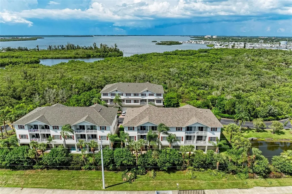 3607 10th Lane W Palmetto FL 34221