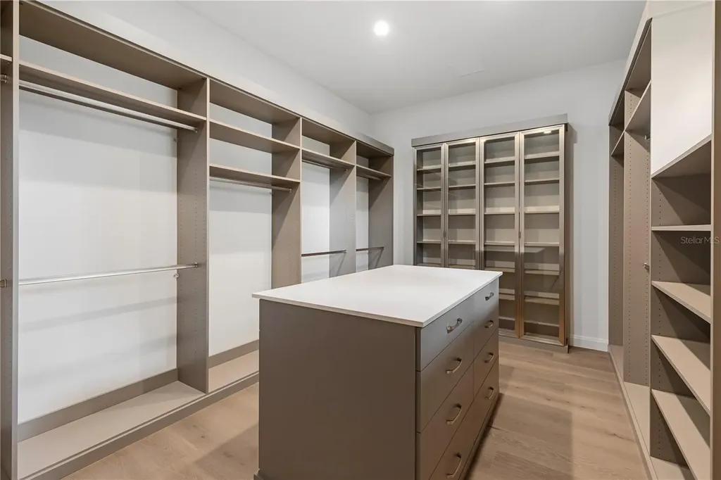 10331 Winter Sparkle Circle Golden Oak FL 32836