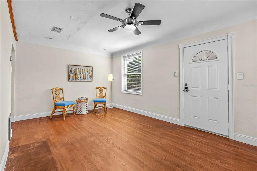 129 Rosalyn Avenue Daytona Beach FL 32118