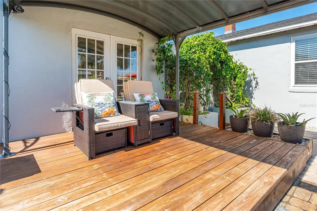129 Rosalyn Avenue Daytona Beach FL 32118